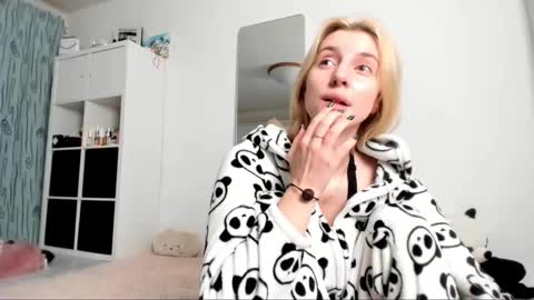 Kenzie online show from 01-18-25, 05:10