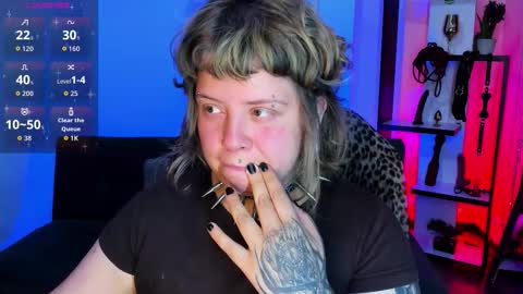 Kenzie online show from 12-03-25, 05:37