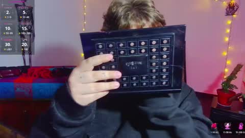 Kenzie online show from 03-08-26, 04:27