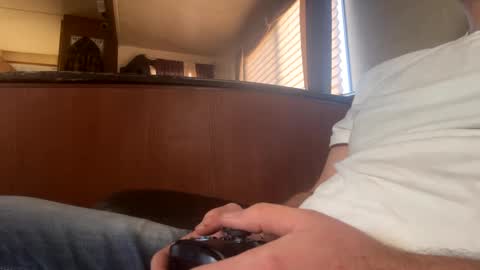 kepkon00 online show from 12-25-24, 10:16