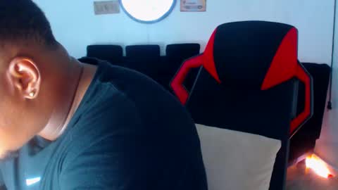 Snapshot of kerlinn2711 chatting on 06-07-26, 10:02 dany wolf002 online show from 06-07-26, 10:02