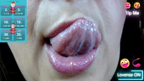 Snapshot of kerly_doll chatting on 12-12-24, 06:10 K E R L Y online show from 12-12-24, 06:10