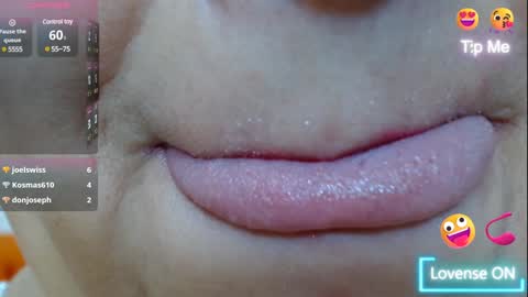 Snapshot of kerly_doll chatting on 01-04-25, 07:34 K E R L Y online show from 01-04-25, 07:34