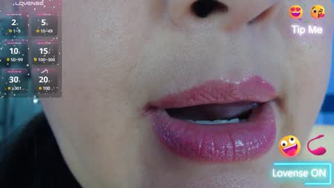 Snapshot of kerly_doll chatting on 01-16-25, 10:02 K E R L Y online show from 01-16-25, 10:02