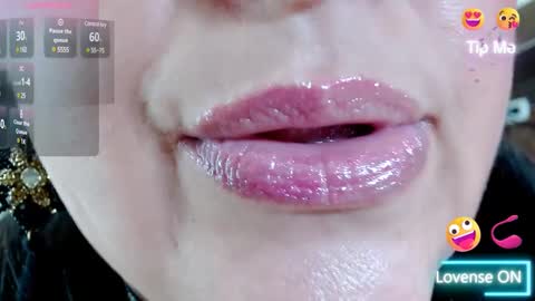 Snapshot of kerly_doll chatting on 01-21-25, 04:37 K E R L Y online show from 01-21-25, 04:37