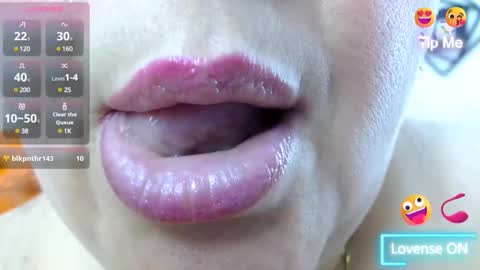 Snapshot of kerly_doll chatting on 01-27-25, 06:41 K E R L Y online show from 01-27-25, 06:41
