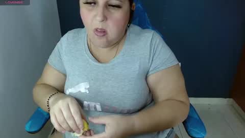 Snapshot of kerly_doll chatting on 02-15-25, 07:06 K E R L Y online show from 02-15-25, 07:06