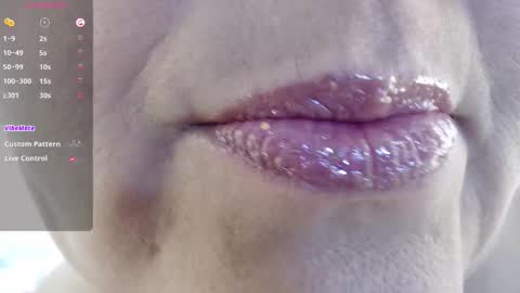 Snapshot of kerly_doll chatting on 03-07-25, 06:54 K E R L Y online show from 03-07-25, 06:54
