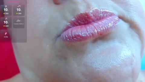 Snapshot of kerly_doll chatting on 06-24-26, 05:23 K E R L Y online show from 06-24-26, 05:23