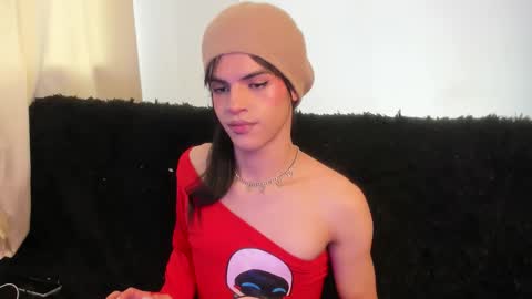 Kerly online show from 11-25-25, 02:06