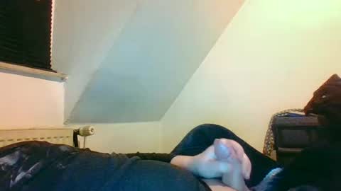 kermit2204 online show from 02-02-25, 12:51