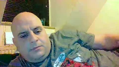 kermit2204 online show from 02-15-25, 02:47