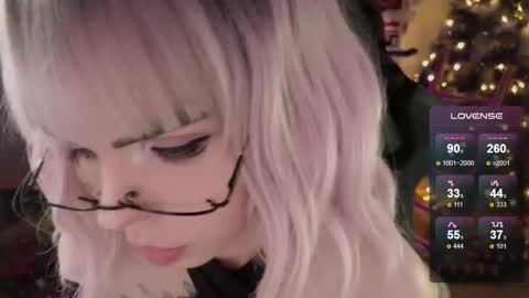 Snapshot of kerry_kirk chatting on 01-18-26, 07:50 Kerry online show from 01-18-26, 07:50