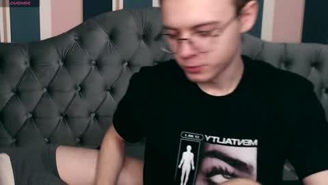 Snapshot of kerry_niki chatting on 02-28-25, 12:52 kerry_niki online show from 02-28-25, 12:52