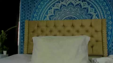 Snapshot of keryhillson chatting on 12-18-24, 12:51 Kery Hillson online show from 12-18-24, 12:51