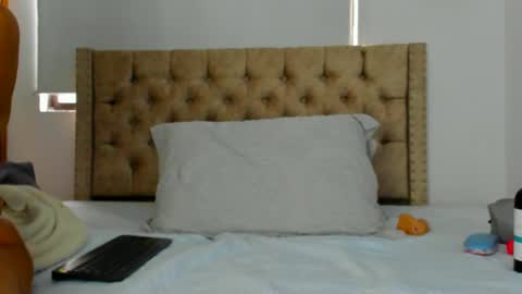 Snapshot of keryhillson chatting on 09-15-25, 12:05 Kery Hillson online show from 09-15-25, 12:05