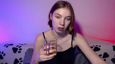 Snapshot of kesha_muah chatting on 03-03-26, 04:02 kesha online show from 03-03-26, 04:02