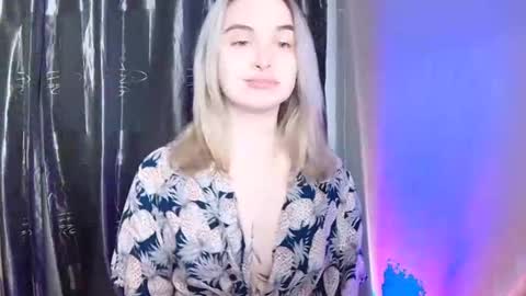 keticam online show from 12-18-24, 03:33