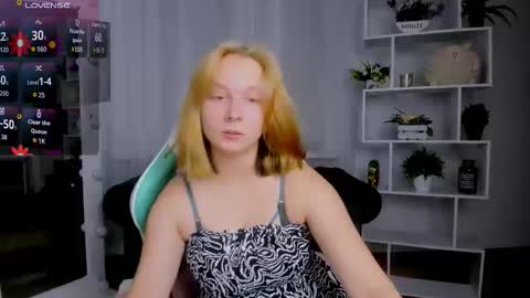 Ketrin online show from 11-24-25, 06:02