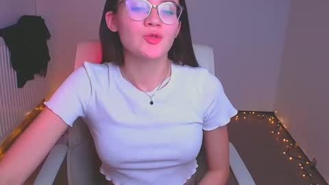 Snapshot of ketrin_pirsss chatting on 12-20-24, 04:42 Ketrin online show from 12-20-24, 04:42