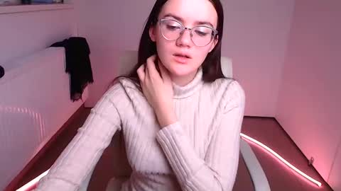 Snapshot of ketrin_pirsss chatting on 02-11-25, 02:25 Ketrin online show from 02-11-25, 02:25