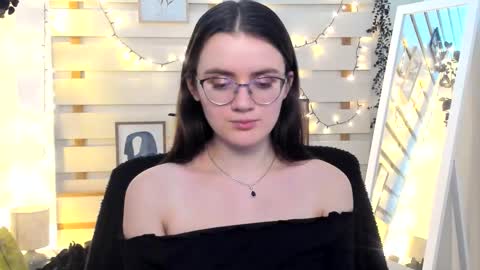 Snapshot of ketrin_pirsss chatting on 11-29-25, 09:40 Ketrin online show from 11-29-25, 09:40