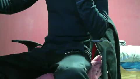 kev19922 online show from 12-25-24, 06:41