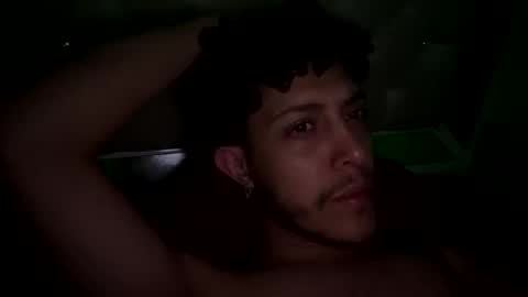 Snapshot of kevcol25 chatting on 11-13-25, 08:13 LoverColombian online show from 11-13-25, 08:13