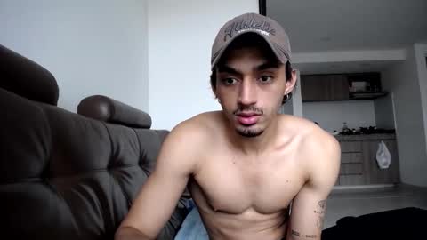 kevin777623 online show from 04-08-26, 03:45