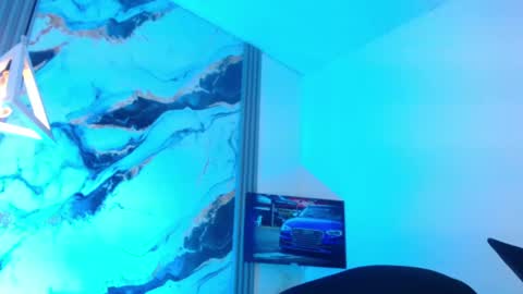 Snapshot of kevin__max_ chatting on 05-31-26, 12:01 Kev online show from 05-31-26, 12:01