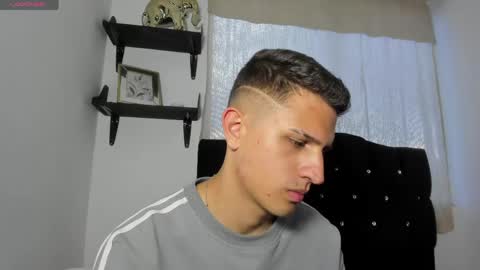 Snapshot of kevin_ahs1 chatting on 06-06-26, 10:58 Kevin Ahs online show from 06-06-26, 10:58