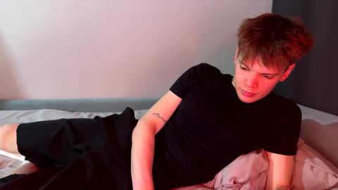 Snapshot of kevin_bucks chatting on 02-25-26, 01:54 Kevin online show from 02-25-26, 01:54