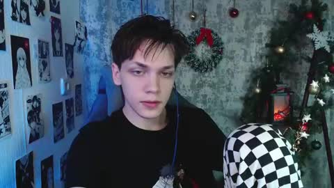 Kevin online show from 12-20-25, 04:08