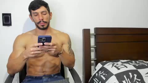 kevin_malone22 online show from 04-14-26, 10:16