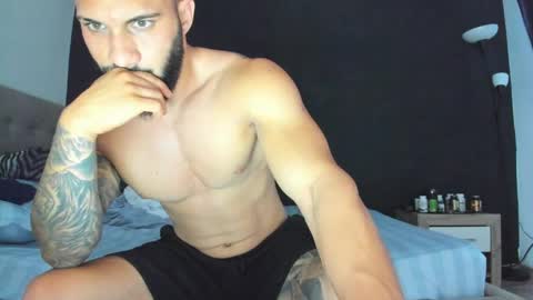 Snapshot of kevin_muscle1 chatting on 06-07-26, 09:35 Kevin online show from 06-07-26, 09:35