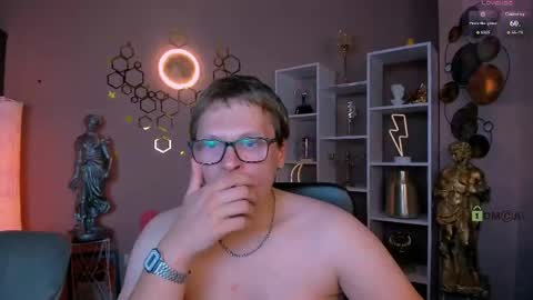 Snapshot of kevin_nix_ chatting on 05-19-26, 01:56 kevin_nix_ online show from 05-19-26, 01:56