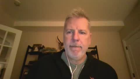 Snapshot of kevin_see chatting on 04-16-26, 11:00 kevin_see online show from 04-16-26, 11:00