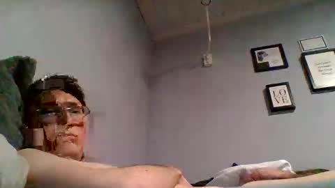 kevkev_01 online show from 03-31-26, 12:34