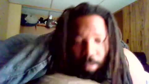 Justwontgodown online show from 12-17-25, 01:06