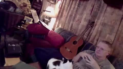 kevydaddyhubby2 online show from 11-13-25, 07:40