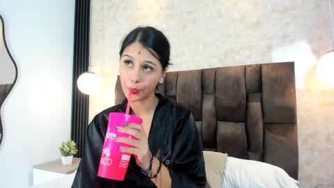 Snapshot of keyla__ross chatting on 03-08-25, 02:45 keyla ross online show from 03-08-25, 02:45