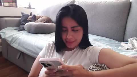 Laura online show from 05-05-26, 04:26