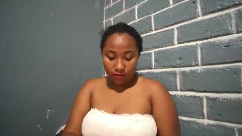 Snapshot of kezia0910 chatting on 11-03-25, 02:18 kezia0910 online show from 11-03-25, 02:18