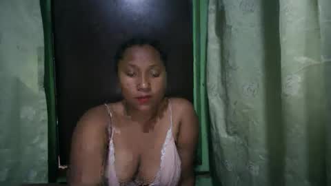 Snapshot of kezia0910 chatting on 11-19-25, 07:03 kezia0910 online show from 11-19-25, 07:03