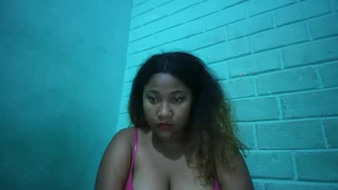 Snapshot of kezia0910 chatting on 12-01-25, 02:00 kezia0910 online show from 12-01-25, 02:00