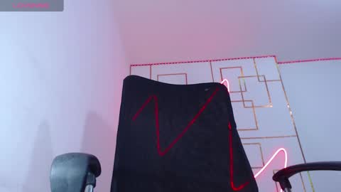 Snapshot of khalany_hadid chatting on 03-04-25, 06:26 kahalany online show from 03-04-25, 06:26