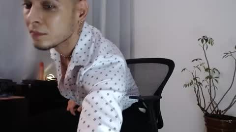 KhalicaN online show from 03-09-26, 10:08