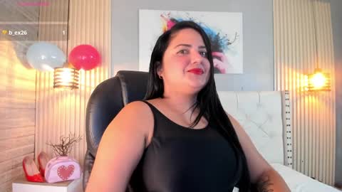 Snapshot of khloe_smith07 chatting on 05-25-26, 03:34 khloe_smith07 online show from 05-25-26, 03:34