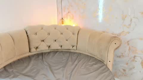 Snapshot of khloeblake chatting on 02-03-26, 05:05 Khloe online show from 02-03-26, 05:05