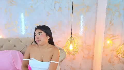 Snapshot of khloeblake chatting on 02-24-26, 05:05 Khloe online show from 02-24-26, 05:05